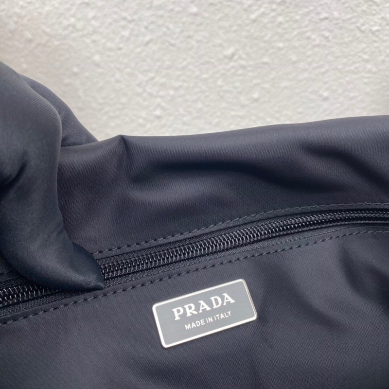 Prada Messenger Bag小号