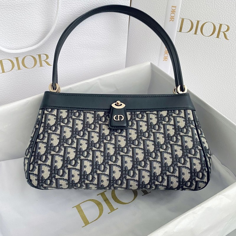 Dior Key