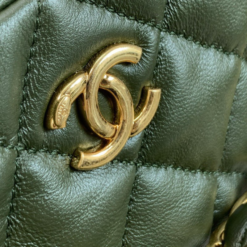 Chanel 22k Hobo