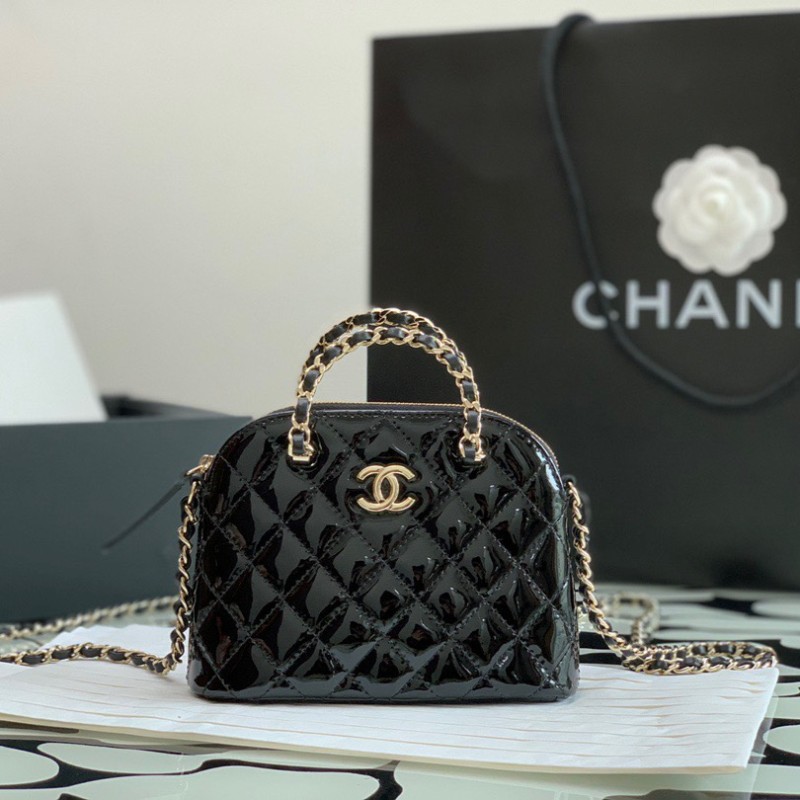 Chanel 23S 贝壳包