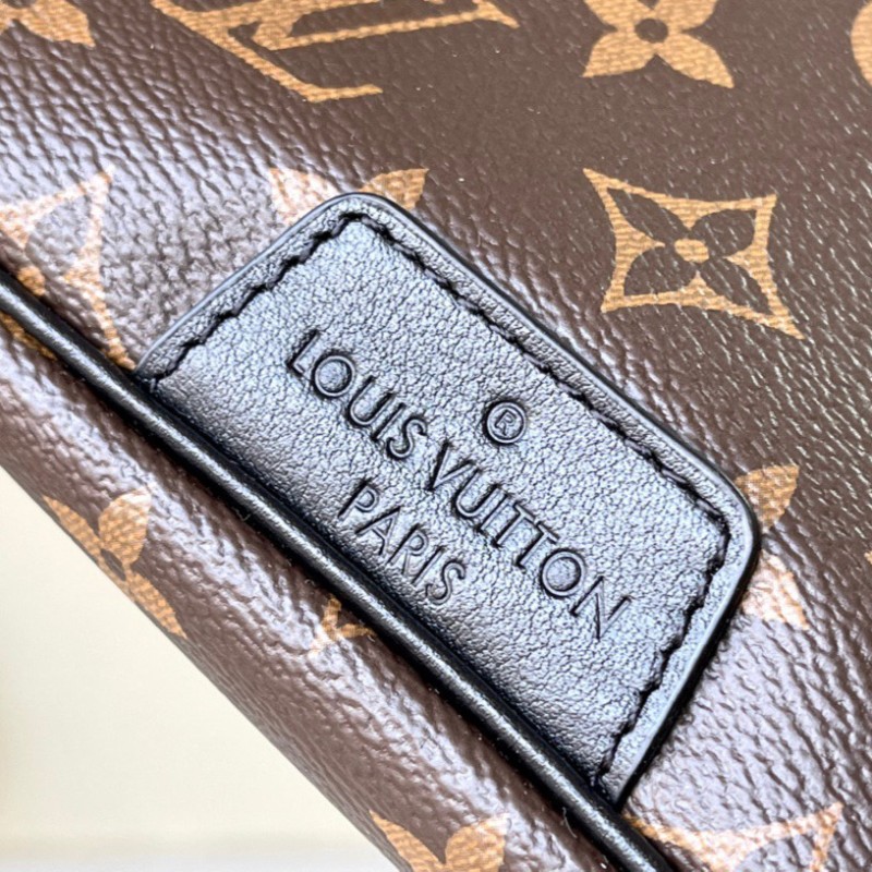 LV Chest Bag大号