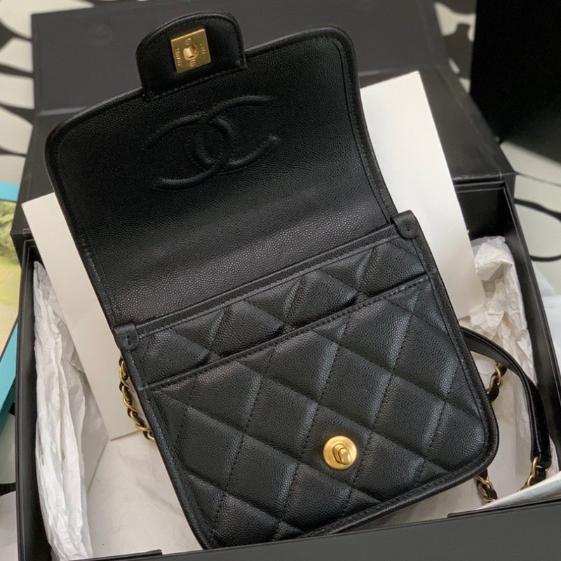 Chanel 22K Messenger bag