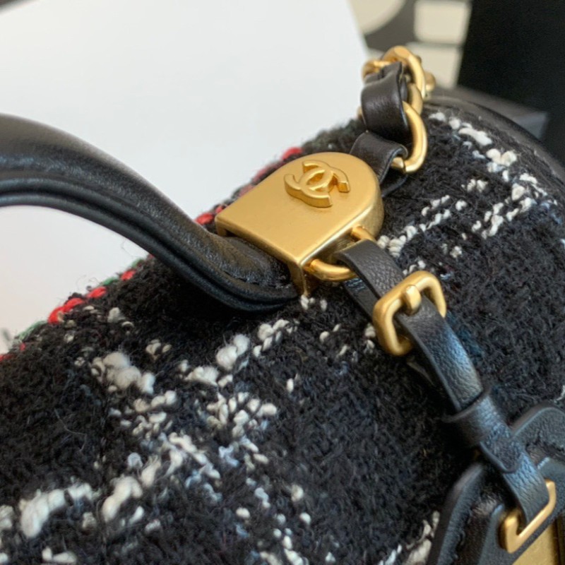 Chanel 22K Messenger bag