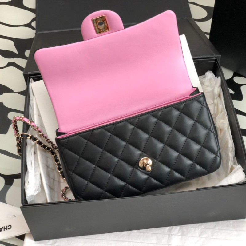 Chanel 22P CF handle