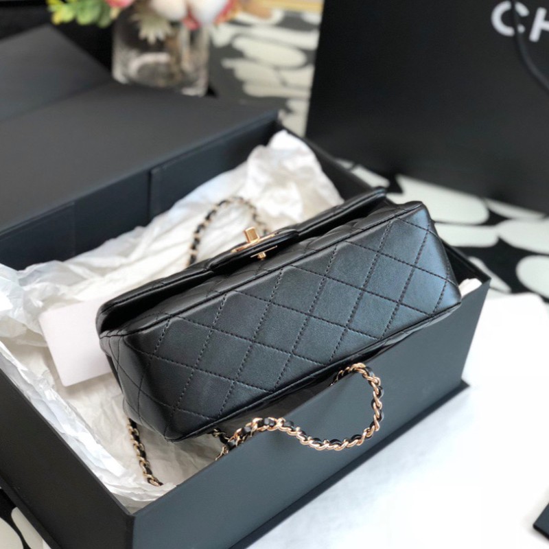 Chanel 22P CF handle