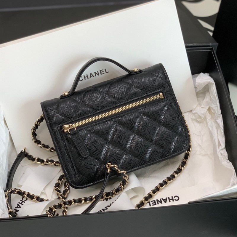 Chanel 22B Mini Messenger bag