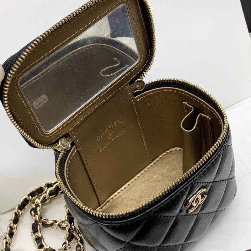 Chanel Vanity Case 足球