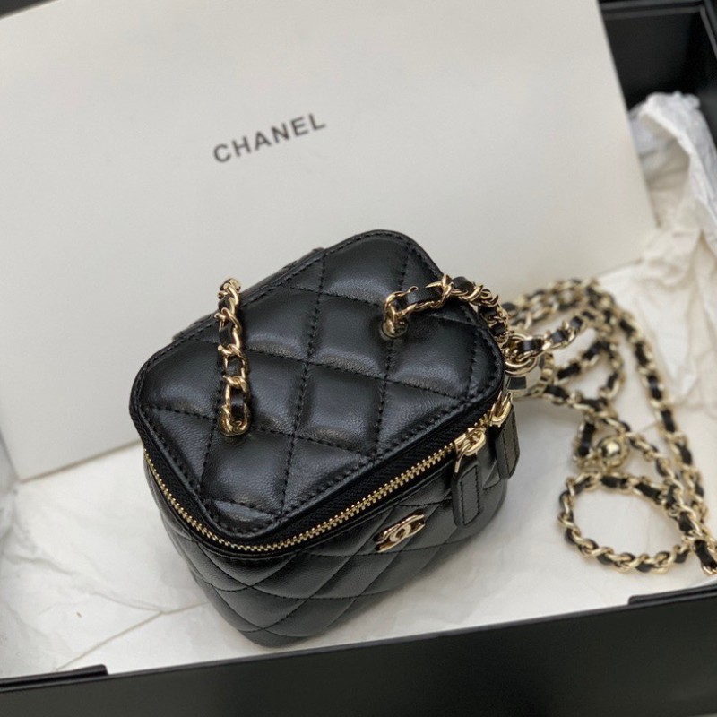 Chanel Vanity Case 足球