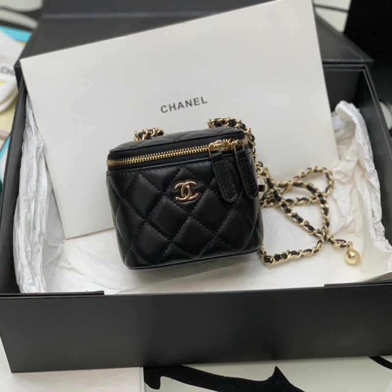 Chanel Vanity Case 足球