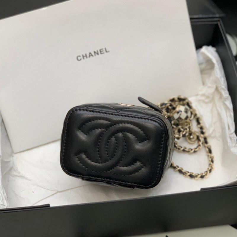 Chanel Vanity Case 足球