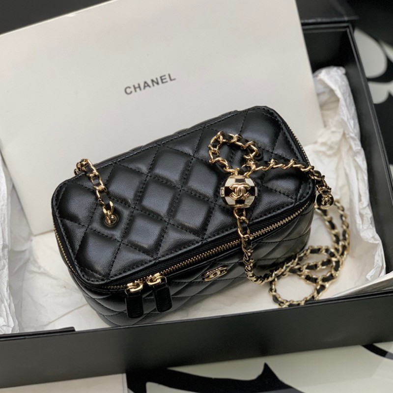 Chanel Vanity Case 足球