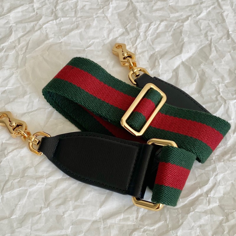 Gucci Saddle Mini