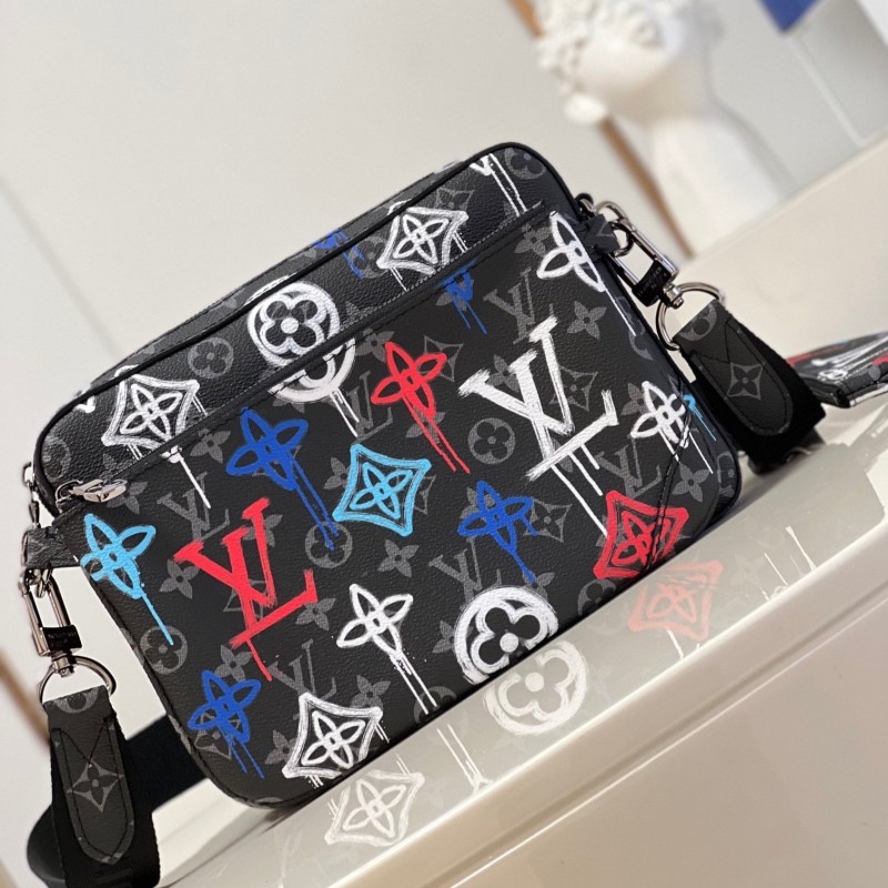 LV 3in1 Messenger Bag