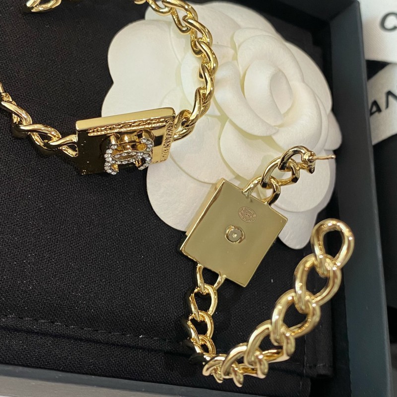 Chanel Earring