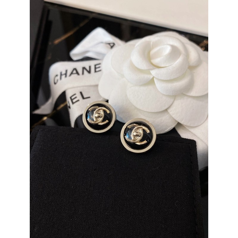 Chanel Earring