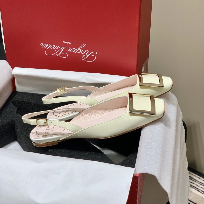 Roger Vivier Flat