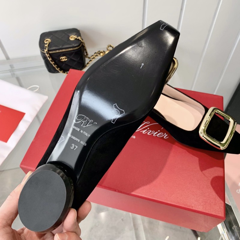 Roger Vivier Flat