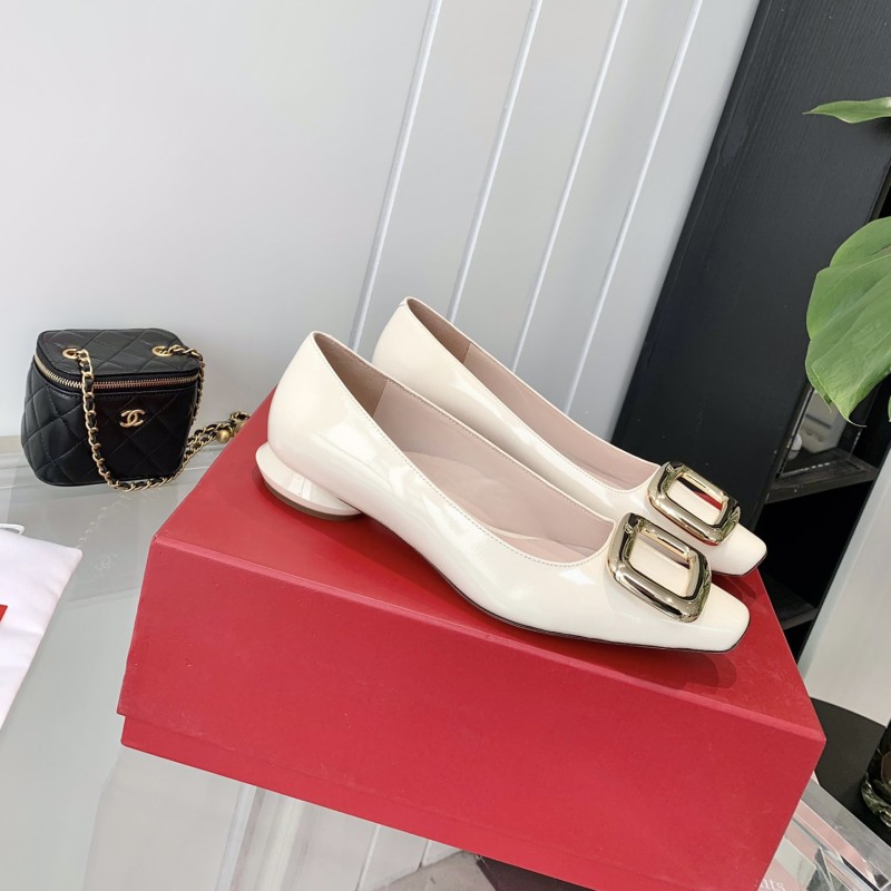 Roger Vivier Flat