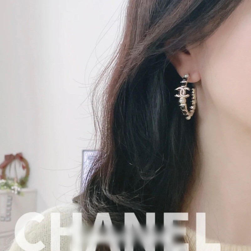 Chanel Earring