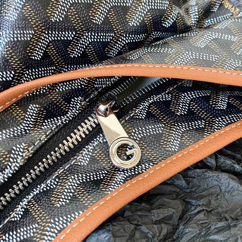 Goyard Hobo Tote