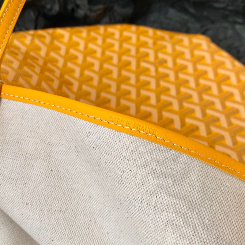 Goyard Tote