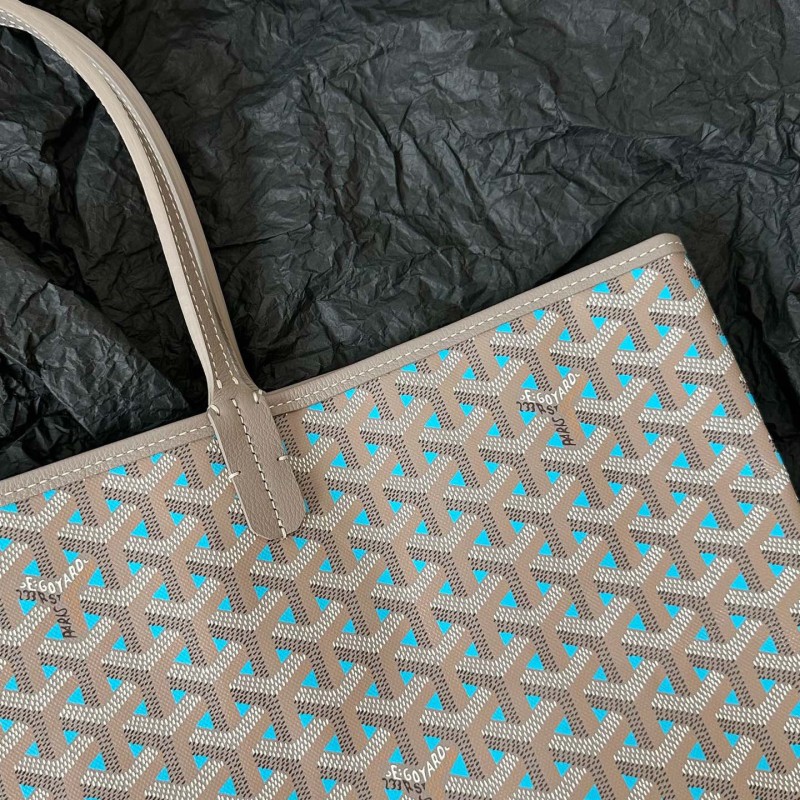 Goyard Tote