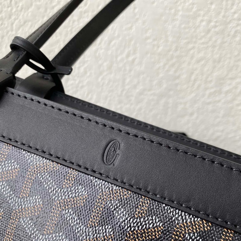 Goyard Bellechasse