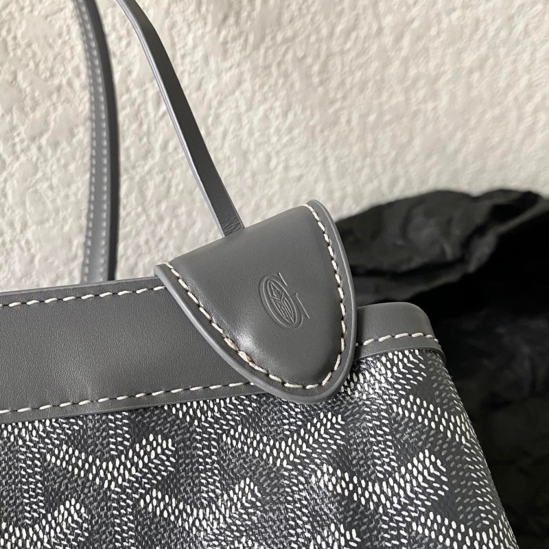 Goyard Bellechasse