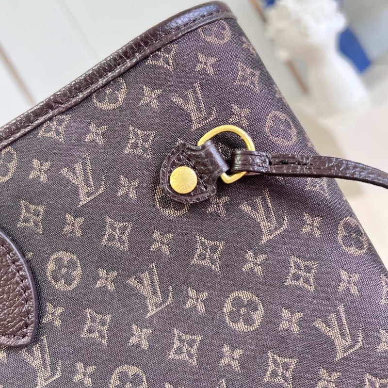 LV Neverfull