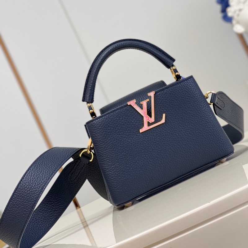 LV Capucines 