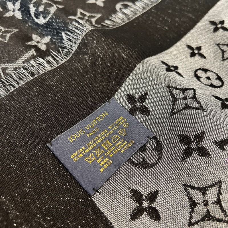 LV Shine Shawl 金丝披肩