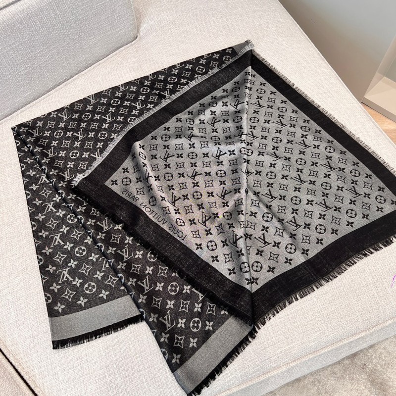 LV Shine Shawl 金丝披肩