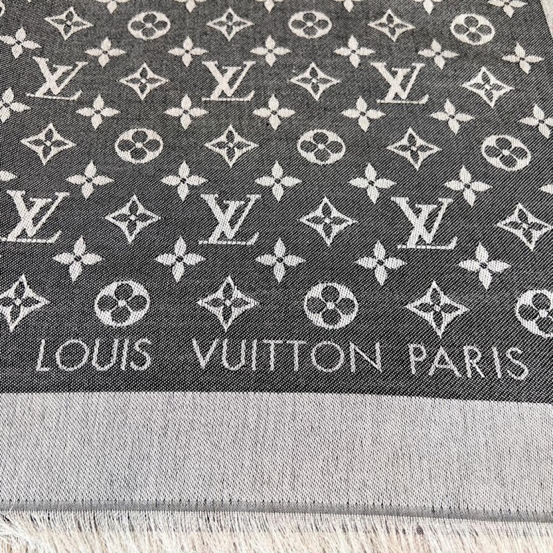 LV Shawl