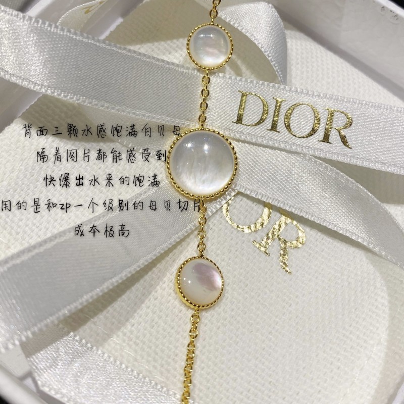 Dior Necklace 