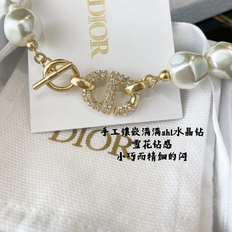 Dior Necklace / Bracelet 