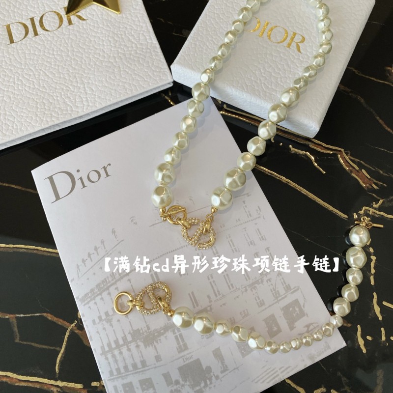 Dior Necklace / Bracelet 