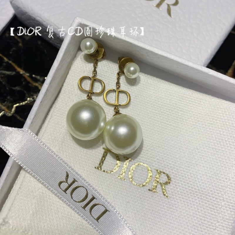 Dior Earrings 