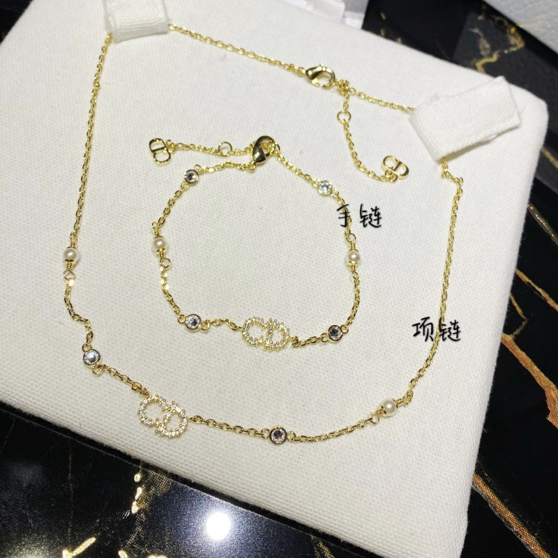 Dior Necklace / Bracelet 