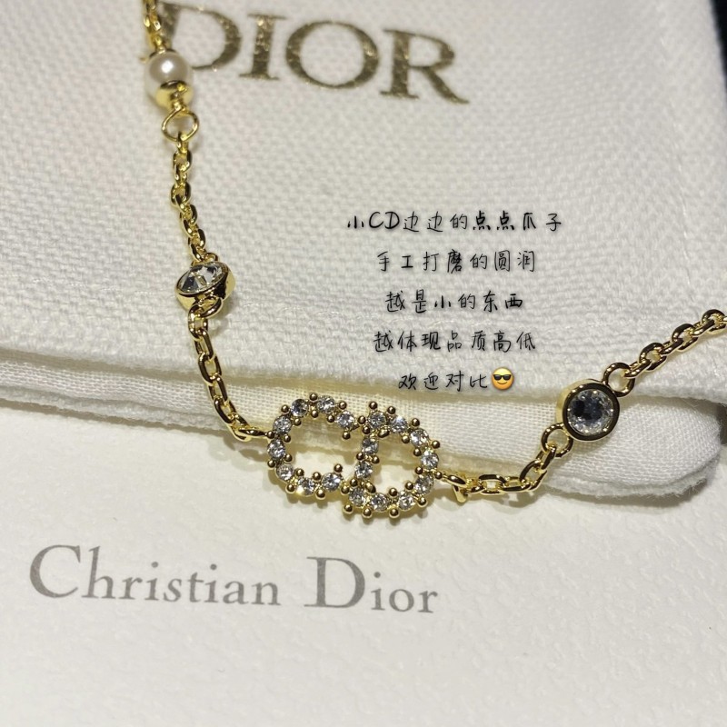 Dior Necklace / Bracelet 