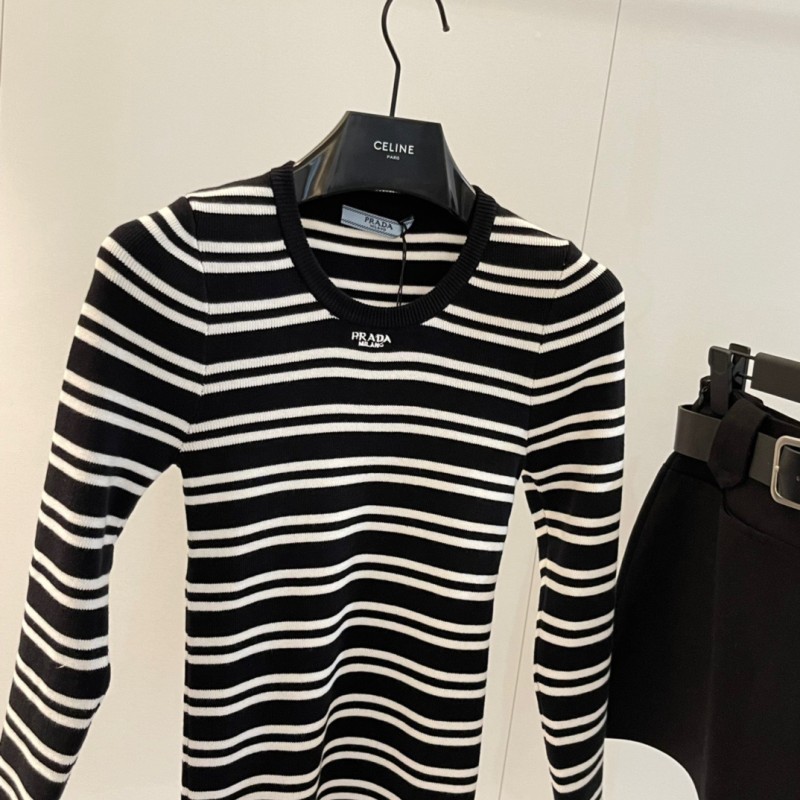 Prada Long Sleeves Tee