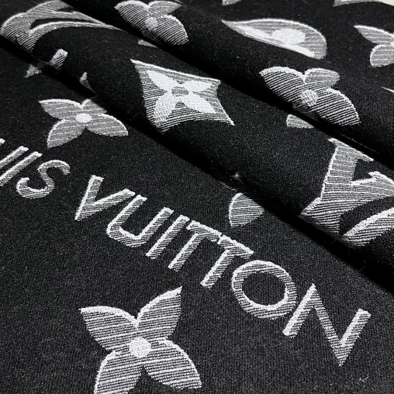 LV Scarf