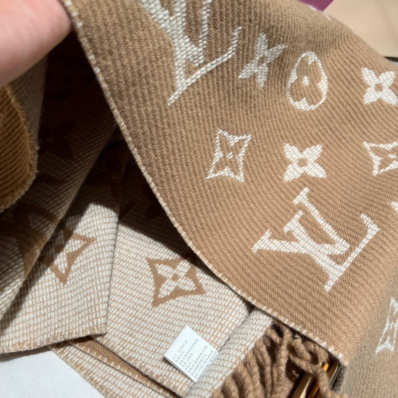 LV Scarf