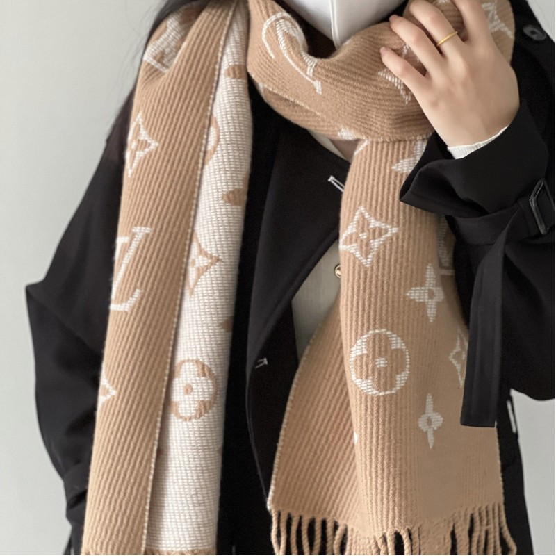 LV Scarf