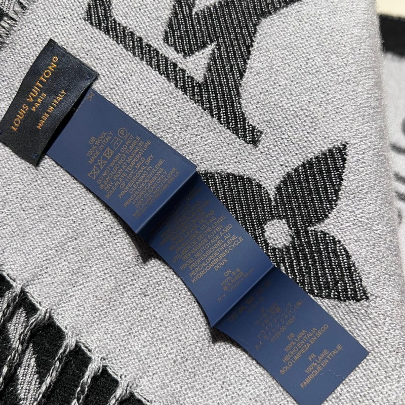 LV Scarf