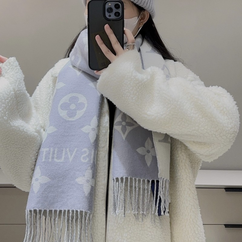 LV Scarf