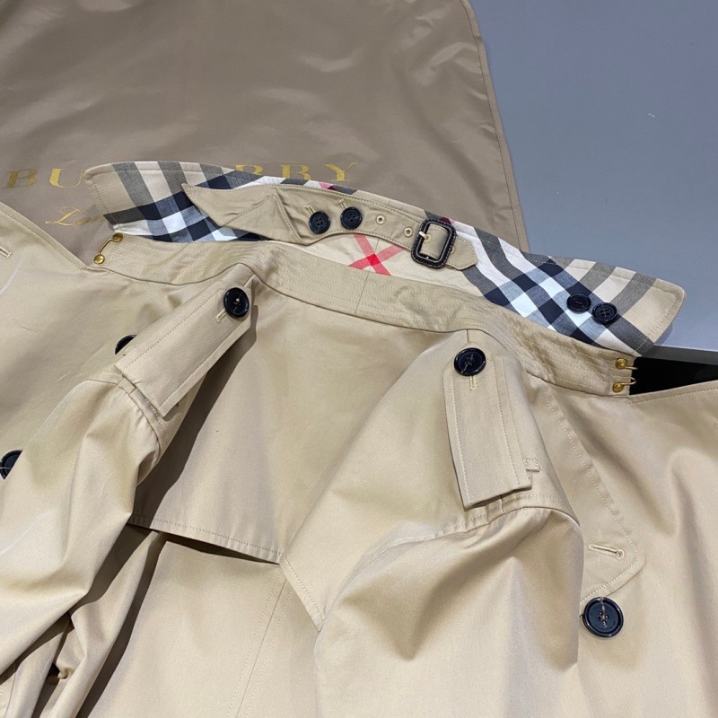 Burberry Windbreaker