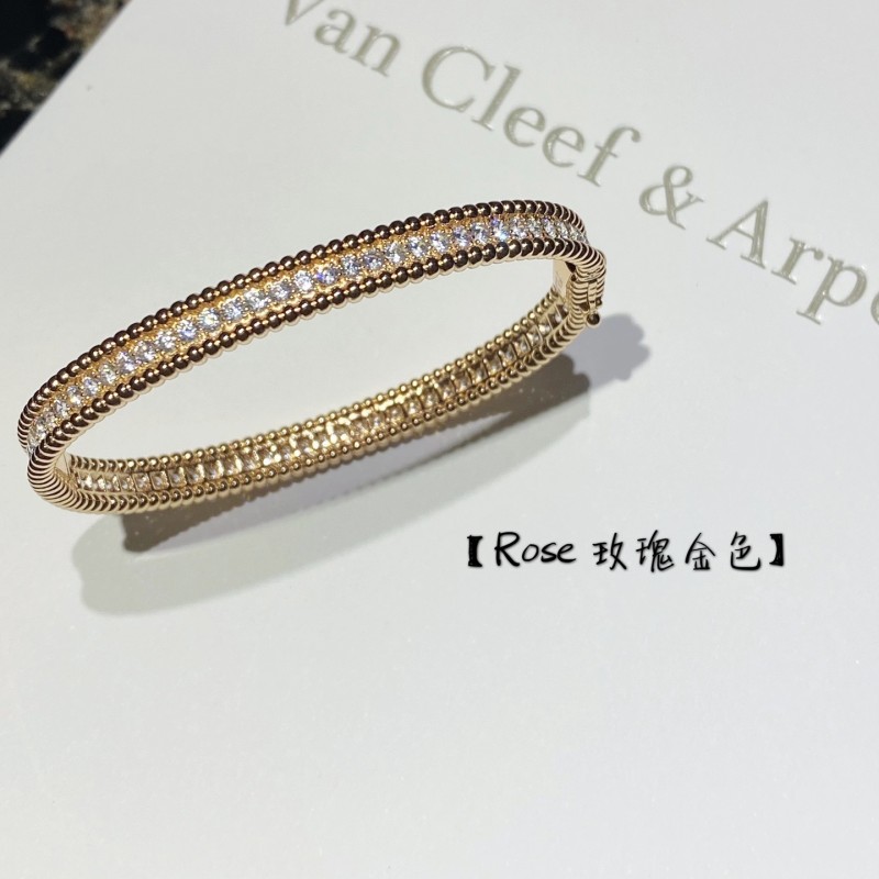 VCA Bracelet 